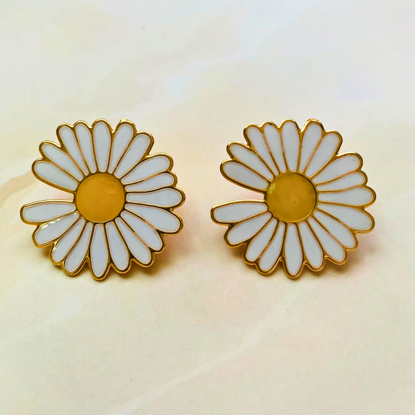 Daisy Stud Earrings